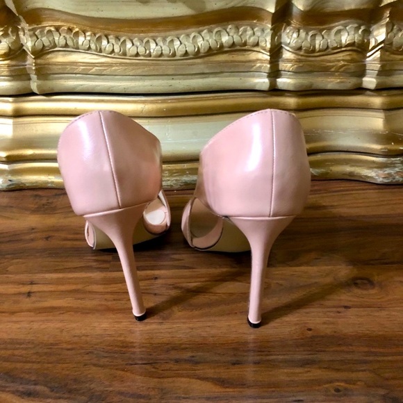 Joyshoetioue Excellent Condition Peach Heels - Picture 2 of 5
